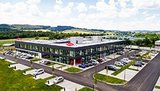 Fronius Deutschland hat am 13. Mai seine neue Landeszentrale im hessischen Neuhof-Dorfborn bezogen – in unmittelbarer Nähe zum bisherigen Standort.