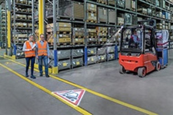 Linde entwickelt optisches Warnsystem Truck Spot