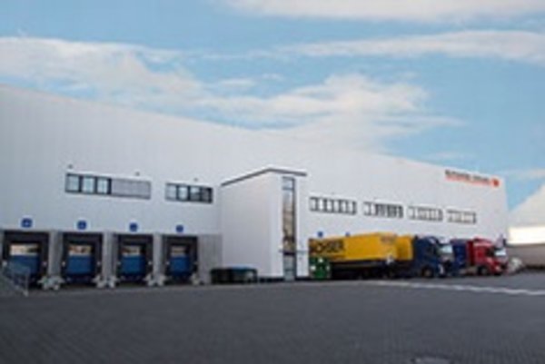 Räder Volgel bezieht neues Logistikzentrum Bredowstraße