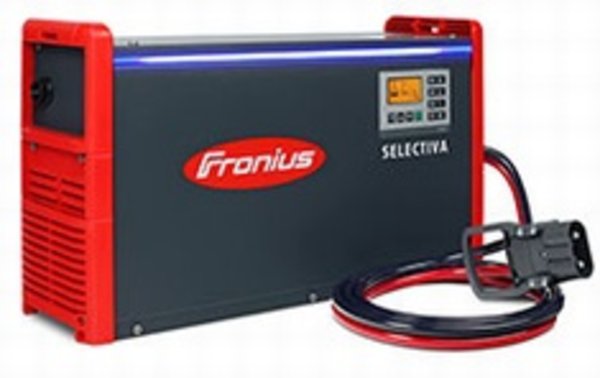 Fronius Batterie-Ladetechnik auf der LogiMAT 2016