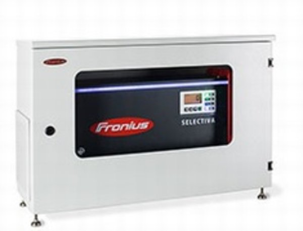 Fronius Ladegehäuse IP54 schützt Ladegeräte vom Typ Selectiva 8kW und 16kW 