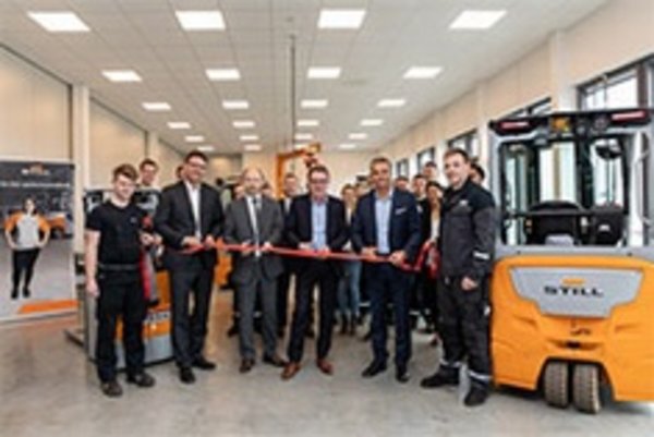 Neues Still Ausbildungszentrum in Fürth