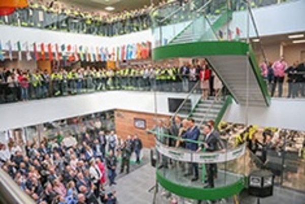 Combilift Eröffnung neue Produktionsstätte und Hauptsitz in Monaghan, Irland, 