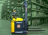 Der Combi-CS gewinnt den diesjährigen IFOY Award in der Kategorie Warehouse Truck Lowlifter.